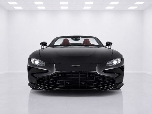 Used 2021 Aston Martin V8 Vantage Roadster RWD image 13