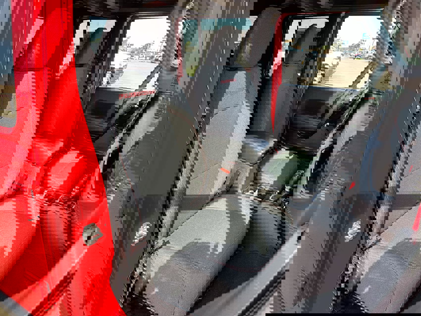 Used 2024 Jeep Gladiator Rubicon w/ Safety Group image 23