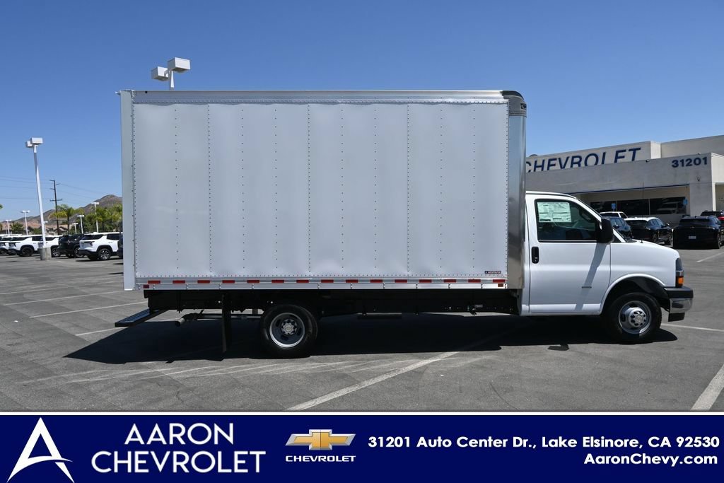 New 2026 Chevrolet Express 3500 w/ Power Convenience Package RWD image 6
