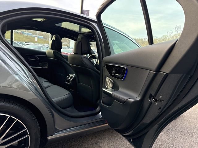 Used 2024 Mercedes-Benz C 300 4MATIC Sedan image 23