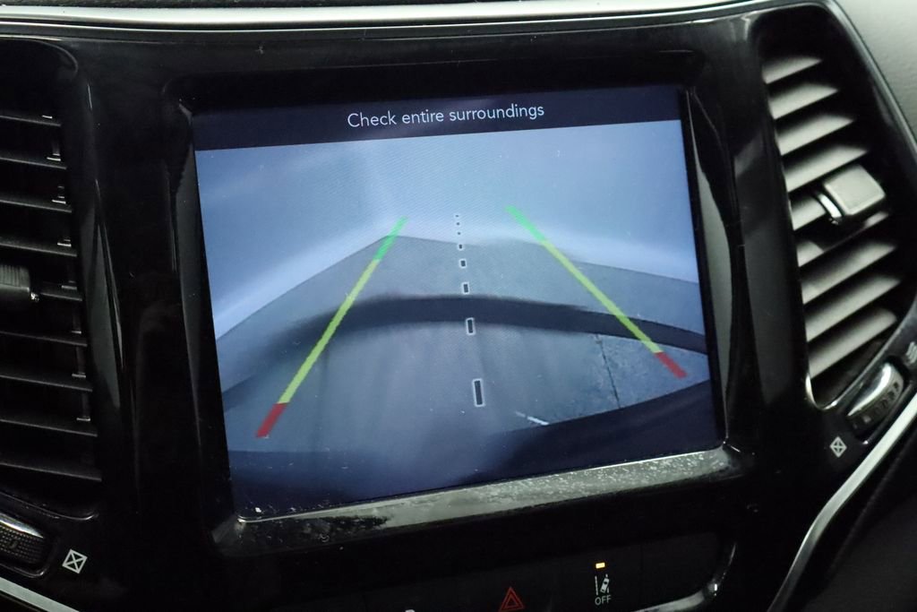 Used 2021 Jeep Cherokee Limited image 40