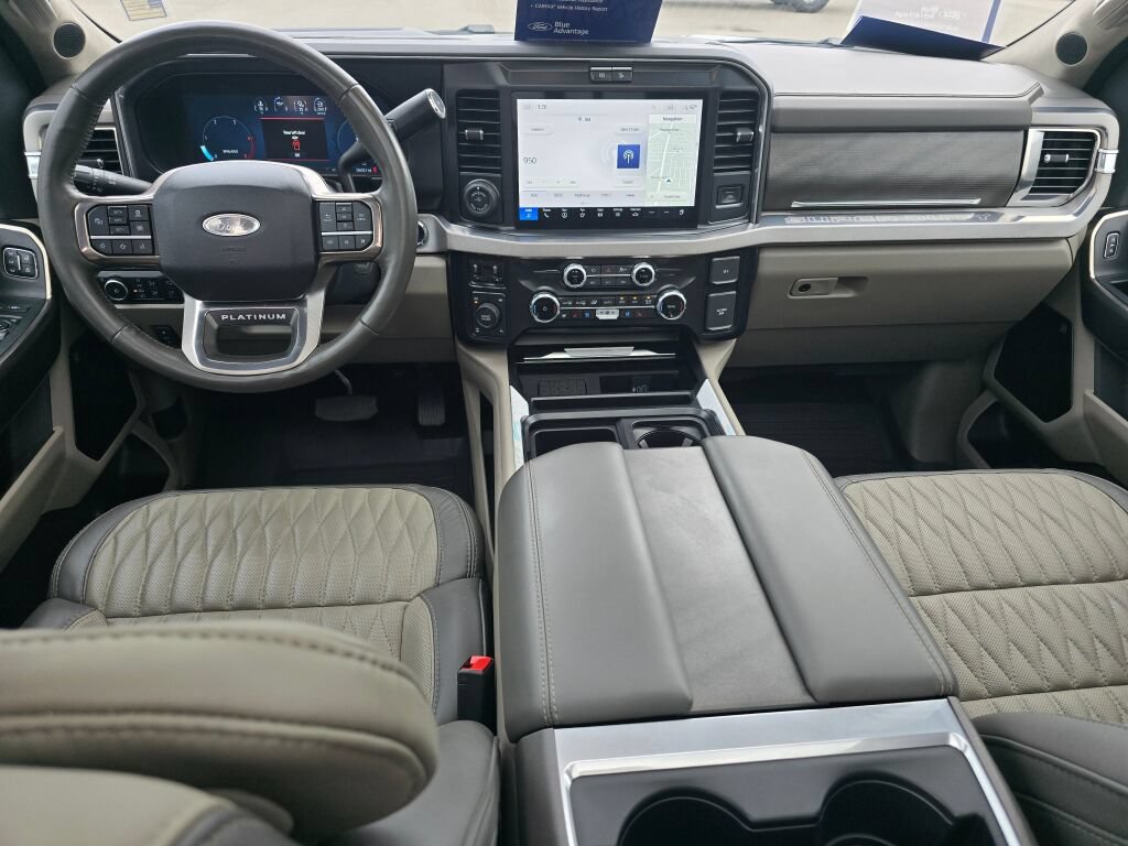 Certified 2025 Ford F350 Platinum w/ Platinum Plus Package AWD/4WD image 19