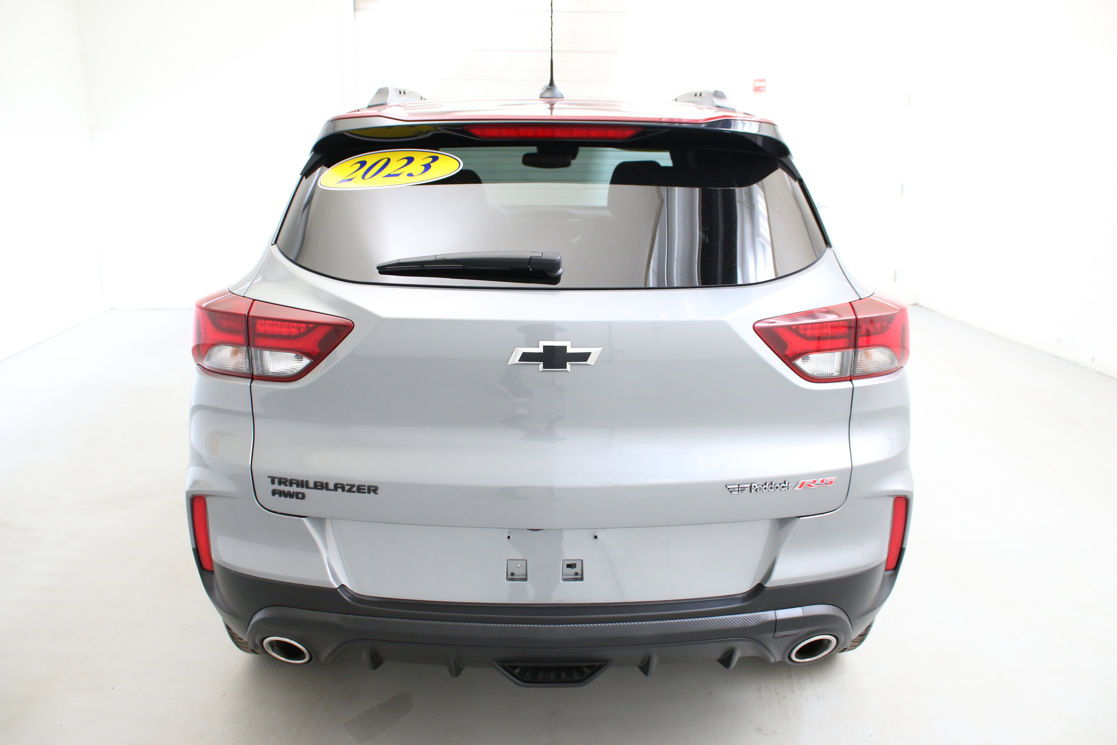 Used 2023 Chevrolet TrailBlazer RS w/ Sun and Liftgate Package image 8