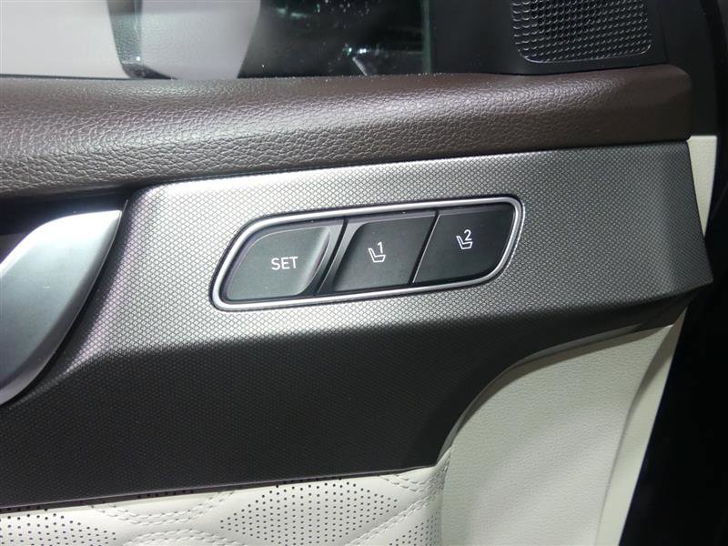 Used 2021 Hyundai Palisade Calligraphy w/ Cargo Package AWD/4WD image 18