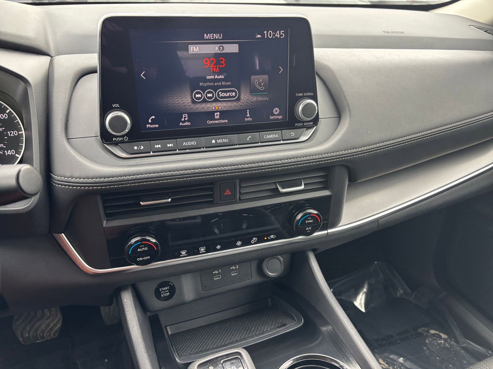 Used 2025 Nissan Rogue SV AWD/4WD image 17