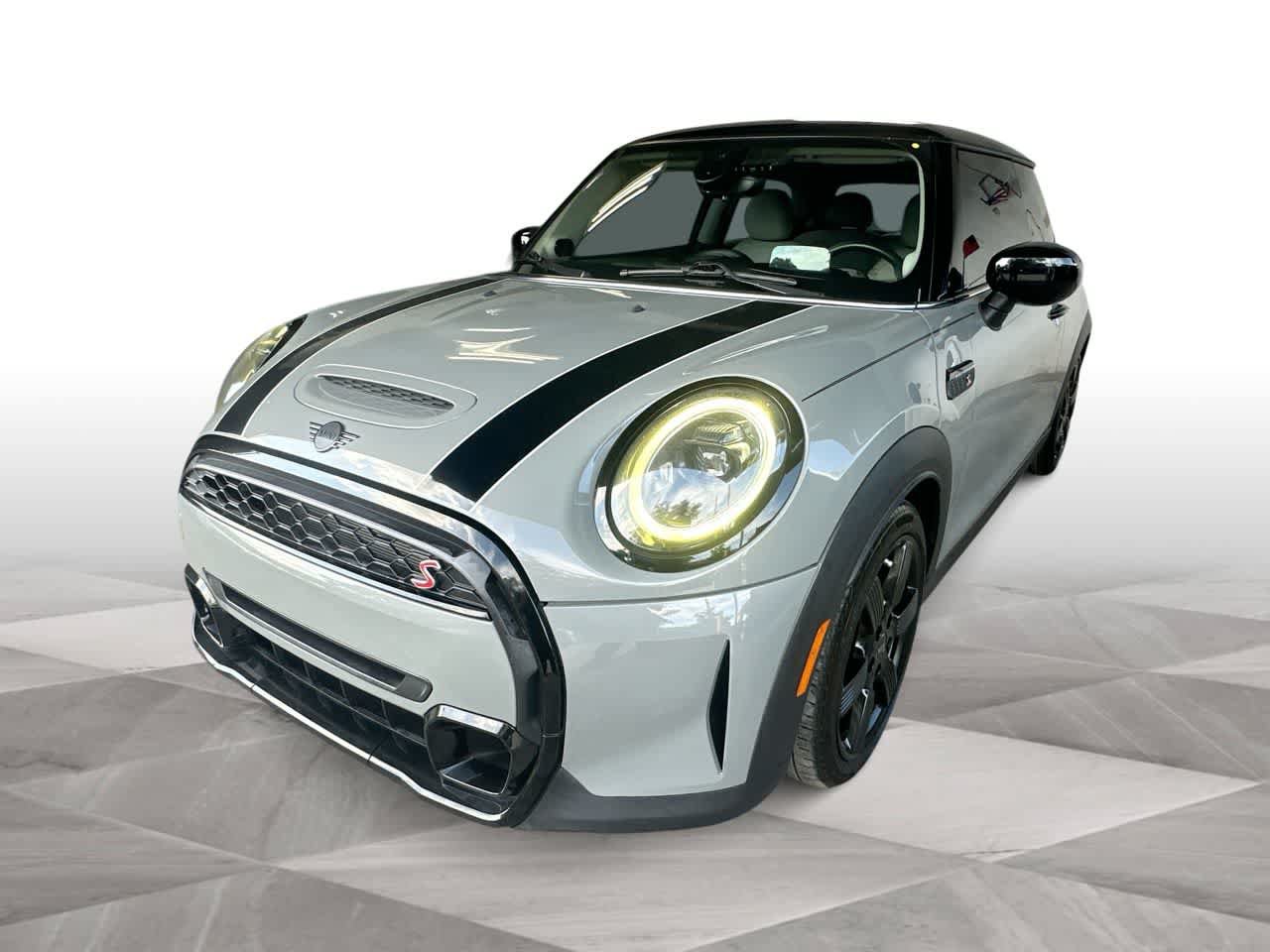 Used 2023 MINI Cooper S FWD image 4