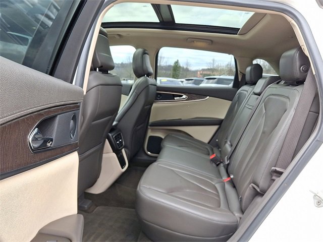 Used 2020 Lincoln Nautilus Reserve image 10