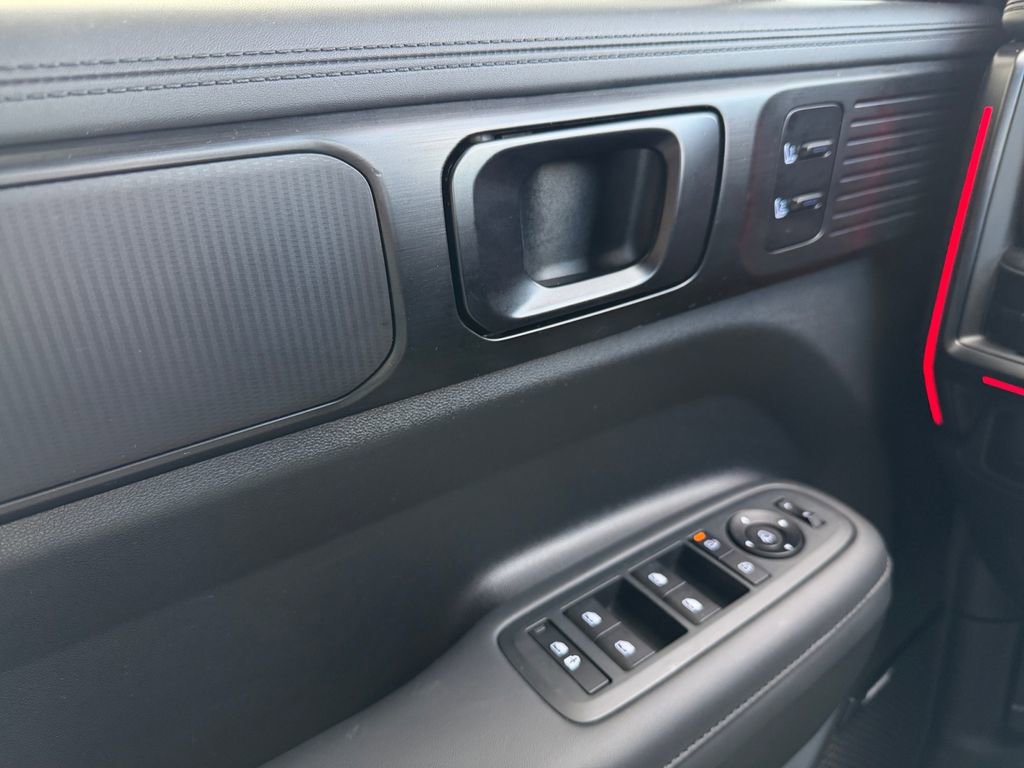 Used 2024 Hyundai Santa Fe Calligraphy image 17