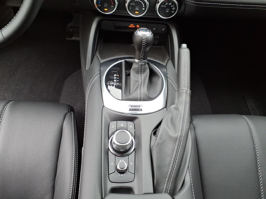New 2026 MAZDA MX-5 Miata Grand Touring RWD image 25