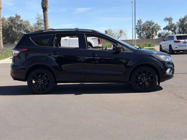 Used 2018 Ford Escape SE w/ SE Sport Appearance Package image 5