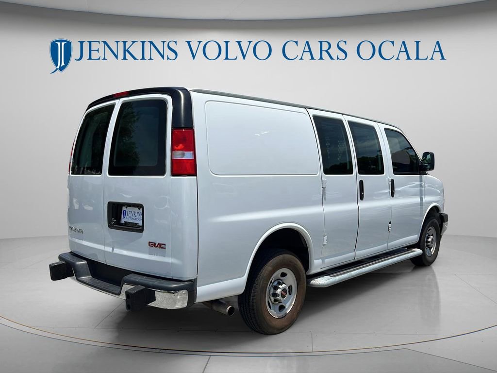 Used 2024 GMC Savana 2500 w/ Driver Convenience Package RWD image 3