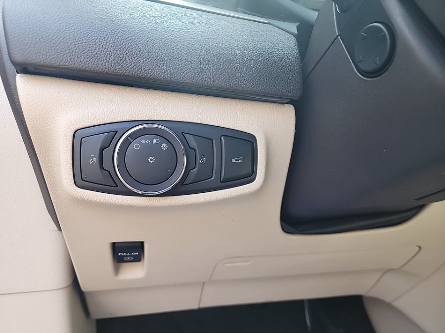 Used 2019 Lincoln MKC Reserve w/ MKC Climate Package AWD/4WD image 27