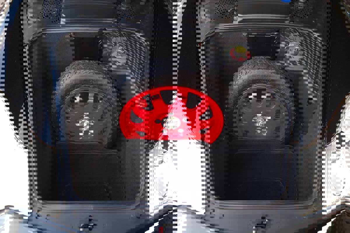 Used 2004 Porsche 911 Carrera image 28