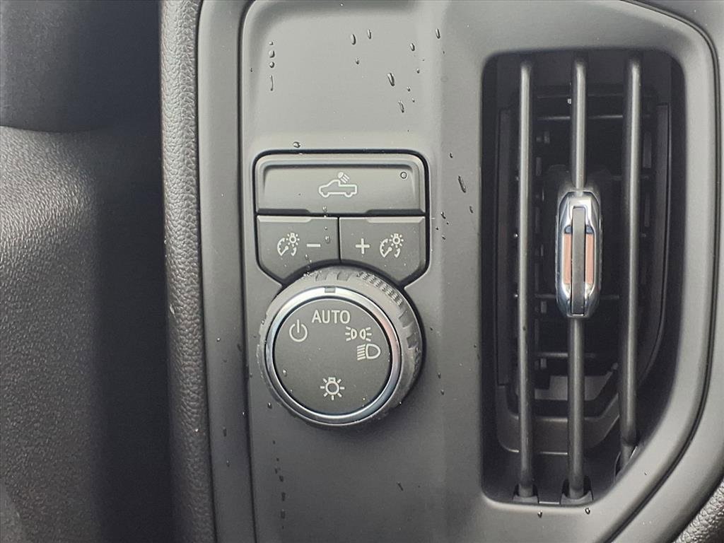 New 2026 Chevrolet Silverado 1500 Custom w/ Turbomax Blackout Package image 9