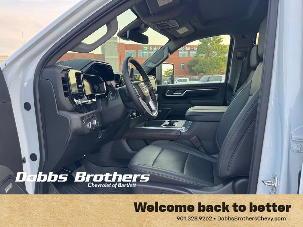 Used 2026 GMC Sierra 2500 SLT w/ SLT Premium Package AWD/4WD image 13