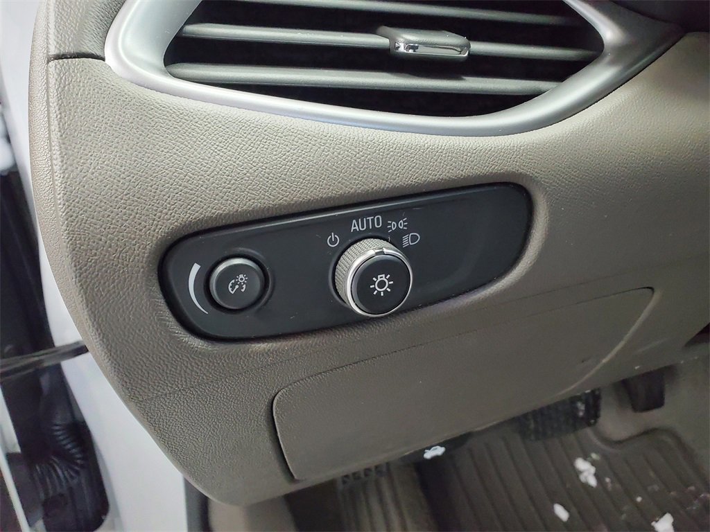 Used 2021 Chevrolet Malibu LS image 10