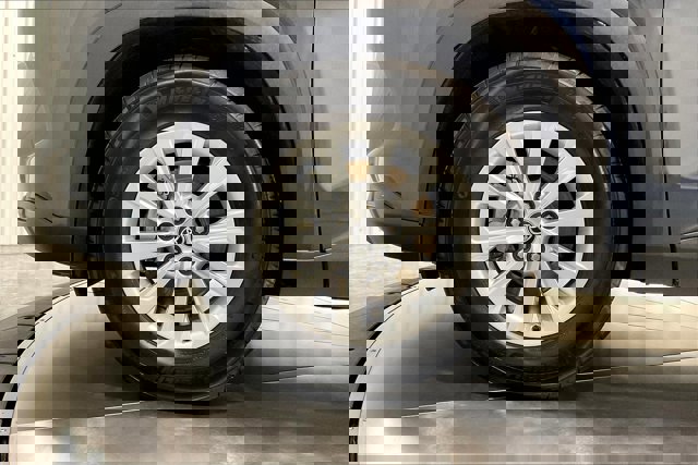 Certified 2025 Toyota Grand Highlander AWD image 9