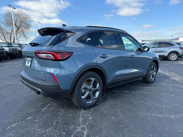 New 2025 Ford Escape ST-Line w/ Equipment Group 301A FWD image 9