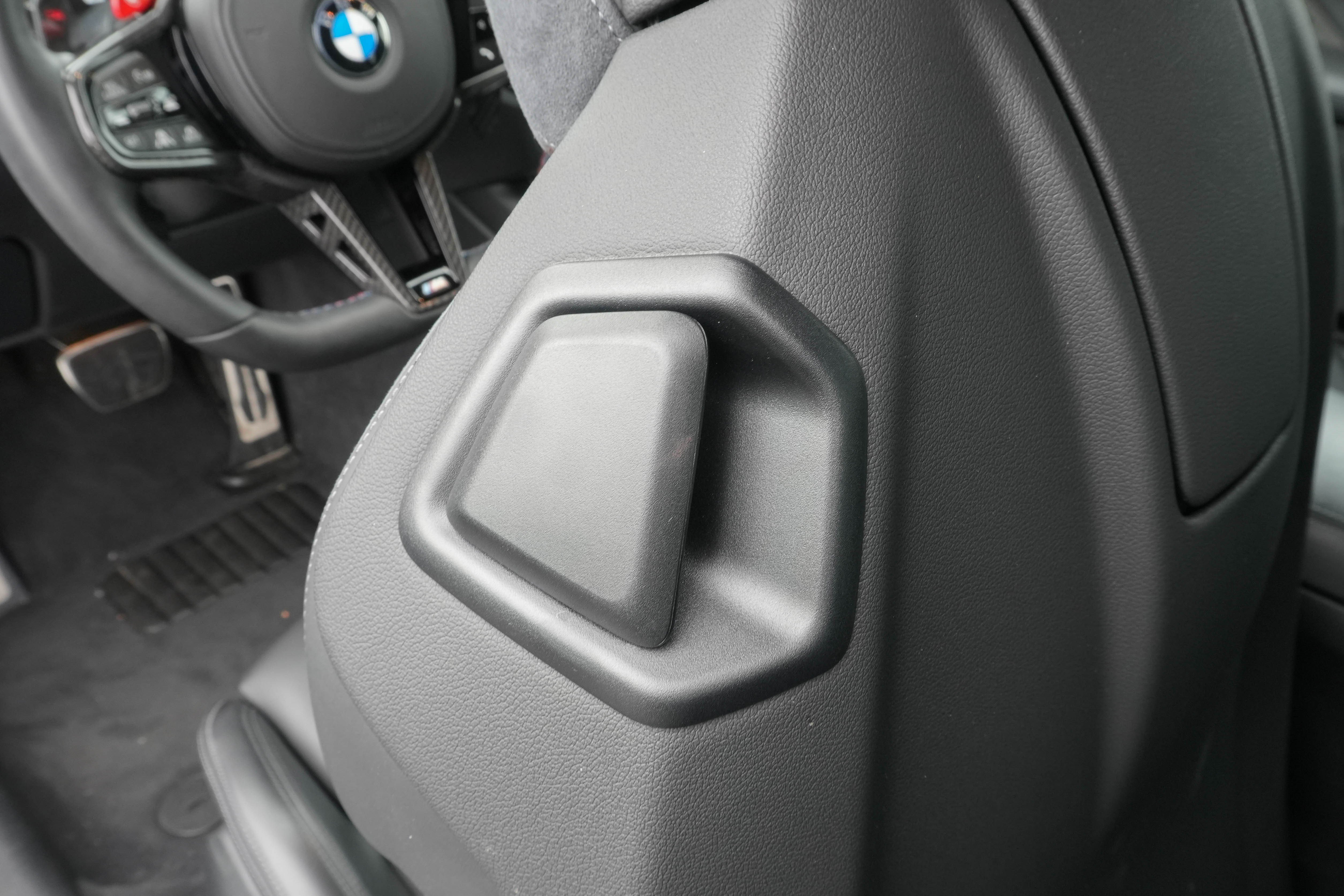 Used 2025 BMW M4 xDrive Competition AWD/4WD image 33