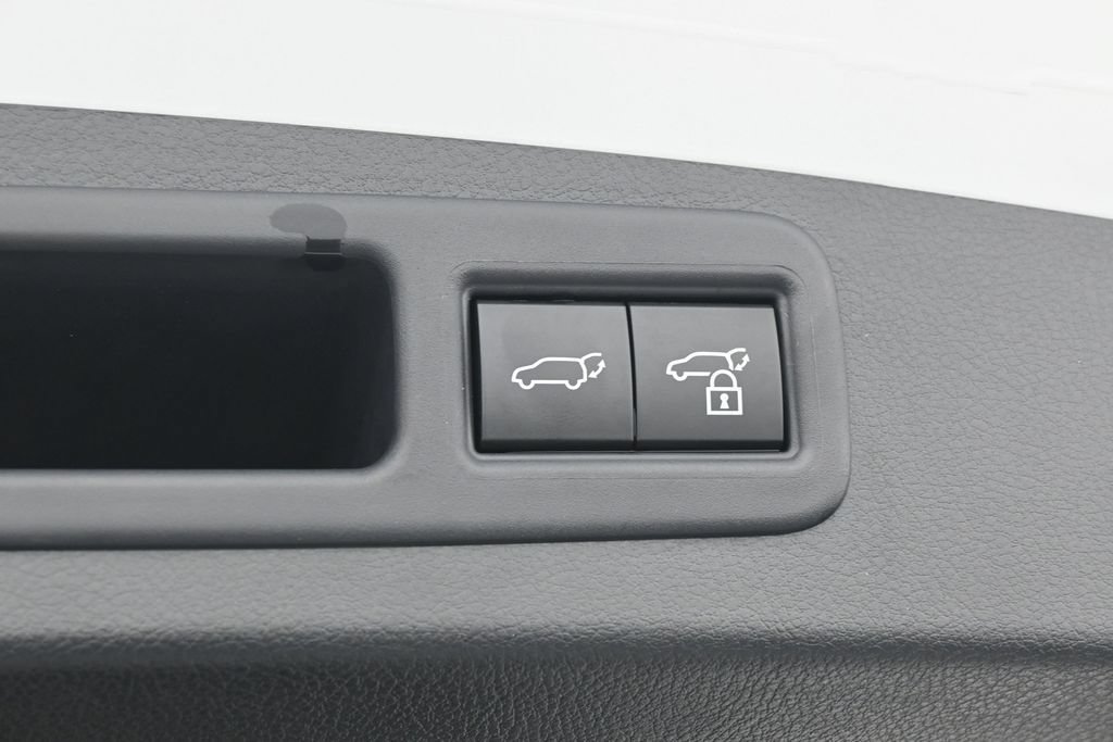 Used 2025 Lexus RX 350 FWD w/ Accessory Package (K3) image 36