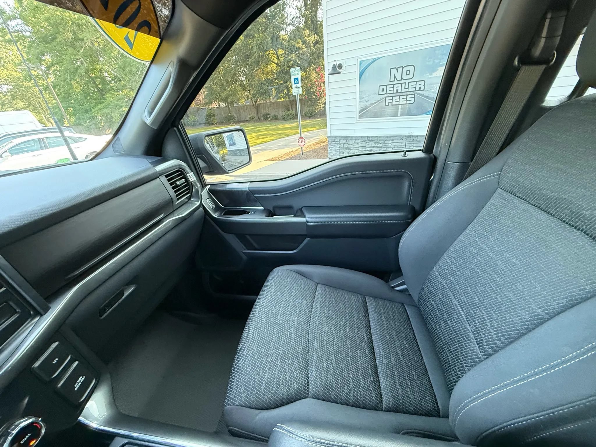 Used 2022 Ford F150 XLT w/ Equipment Group 302A High AWD/4WD image 26