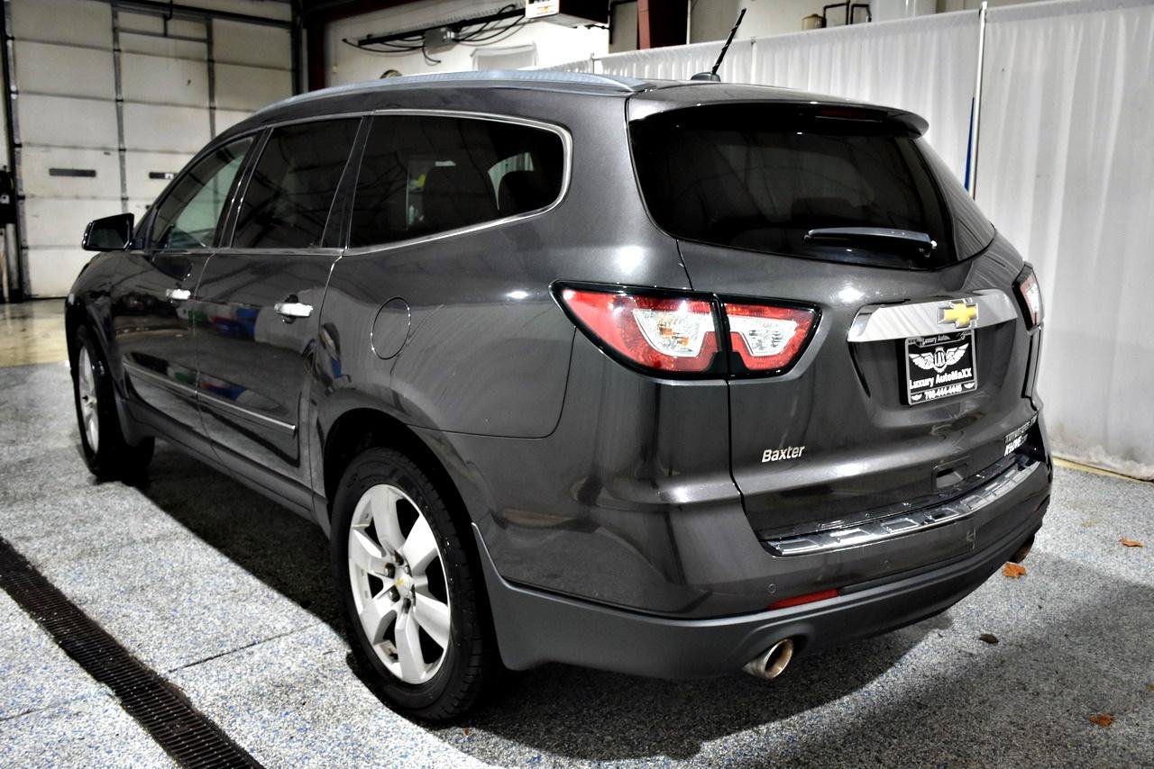 Used 2014 Chevrolet Traverse LTZ FWD image 26