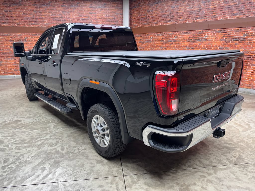 Used 2024 GMC Sierra 2500 SLE w/ SLE Value Package; AWD/4WD image 2