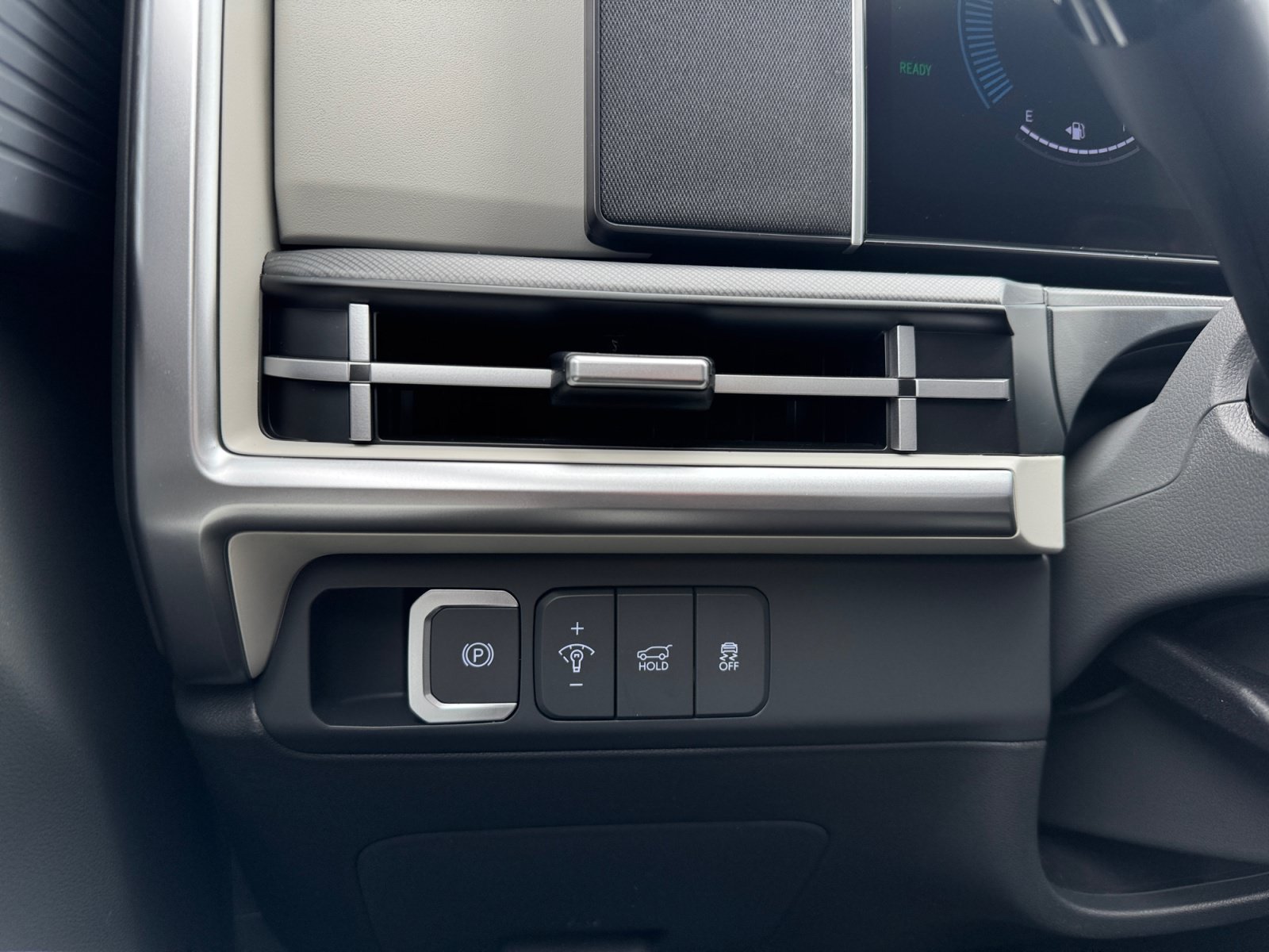 New 2026 Hyundai Santa Fe SEL AWD/4WD image 17