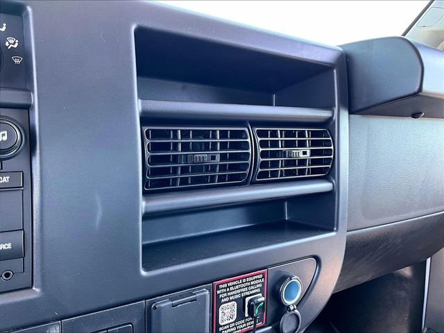 New 2025 Chevrolet Express 2500 w/ Enhanced Convenience Package RWD image 20
