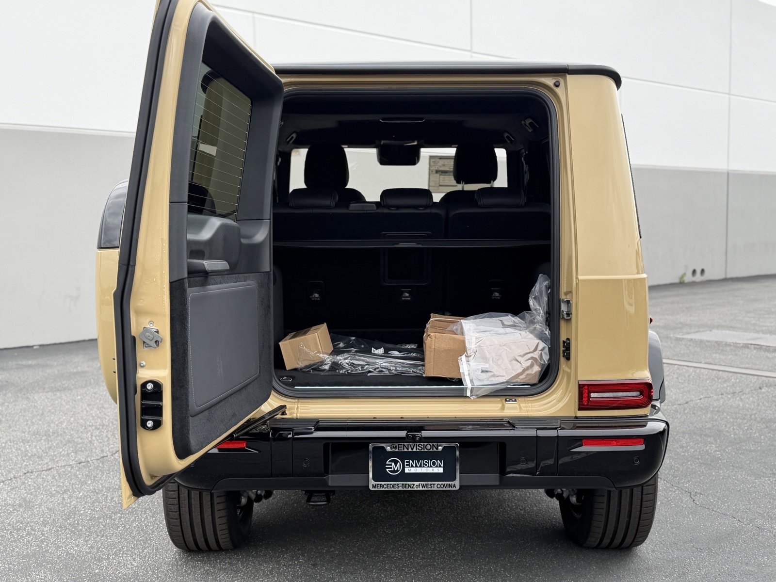 New 2026 Mercedes-Benz G 580 w/ EQ Technology image 13