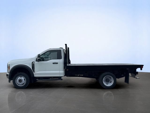 New 2025 Ford F550 4x4 Regular Cab Super Duty image 3