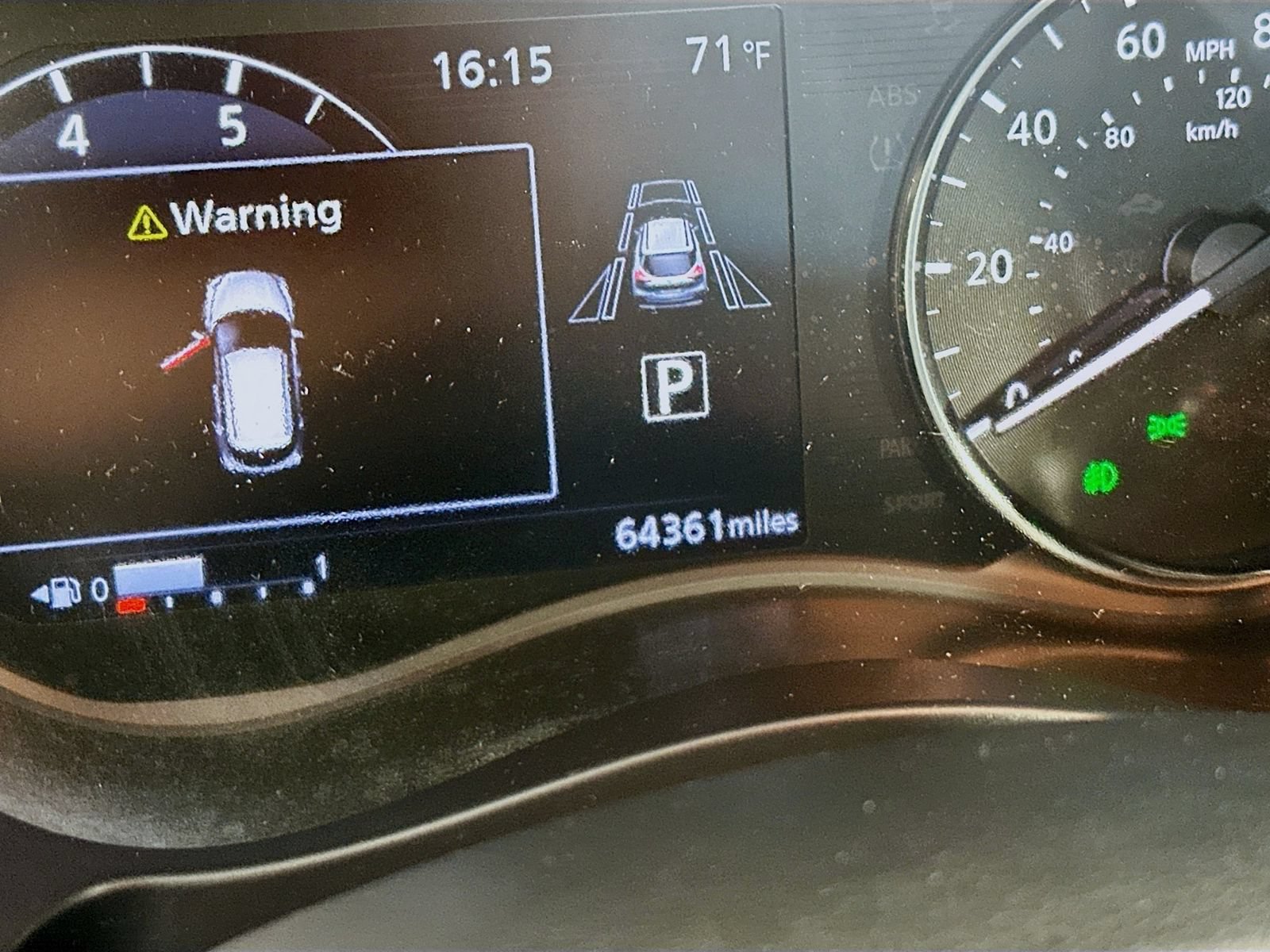 Used 2021 Nissan Kicks SR FWD image 12