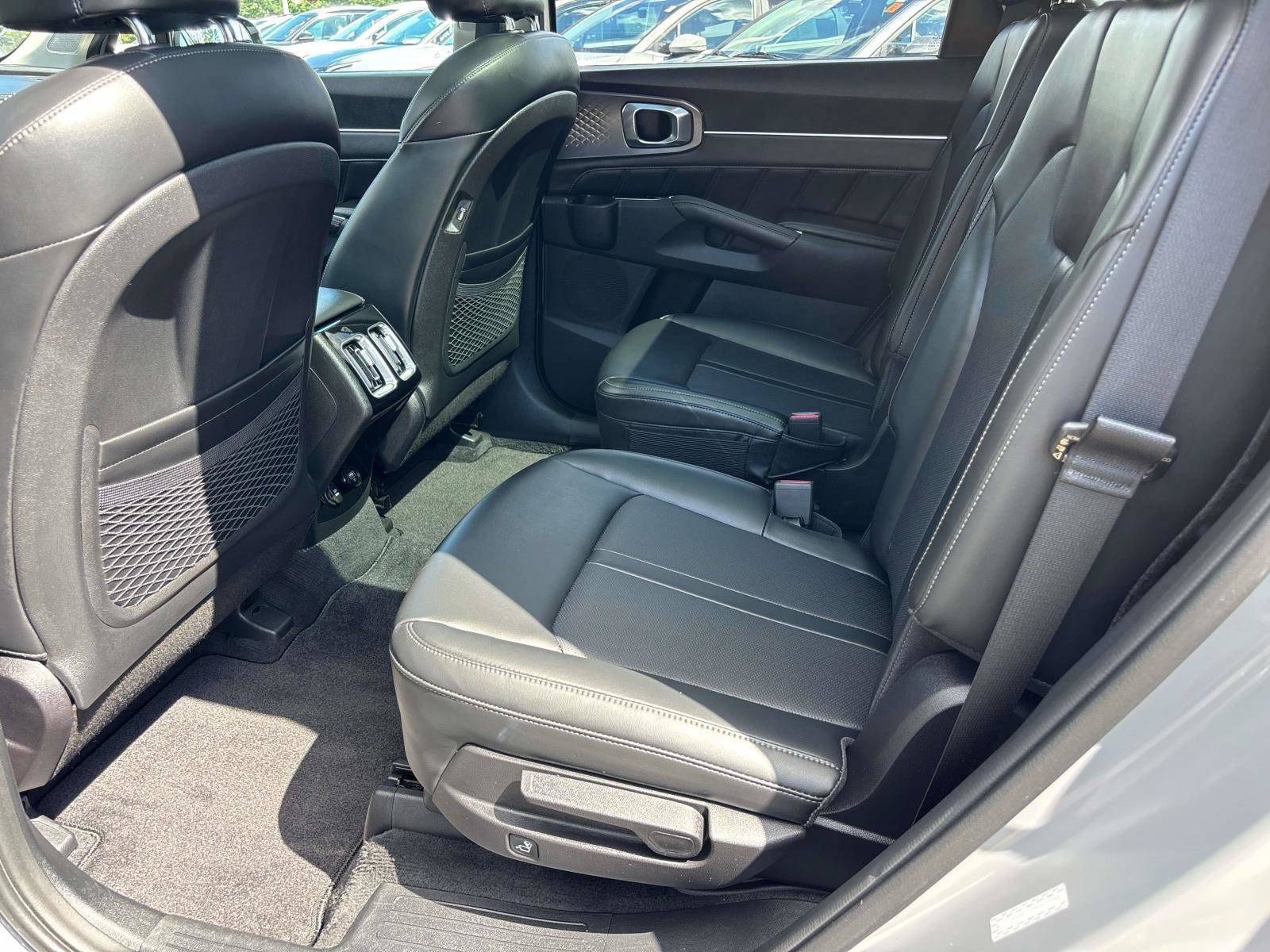 Used 2022 Kia Sorento SX AWD/4WD image 11
