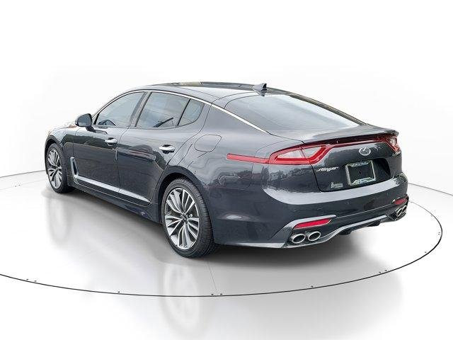 Used 2019 Kia Stinger Base image 3