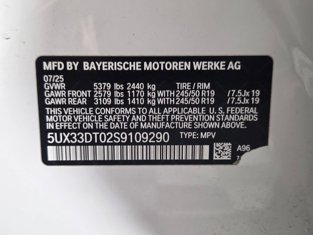 Used 2025 BMW X4 xDrive30i AWD/4WD image 33