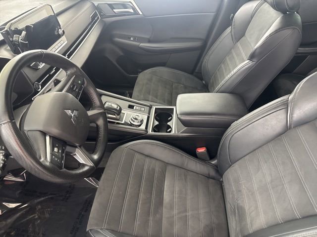 Used 2023 Mitsubishi Outlander SE AWD/4WD image 20