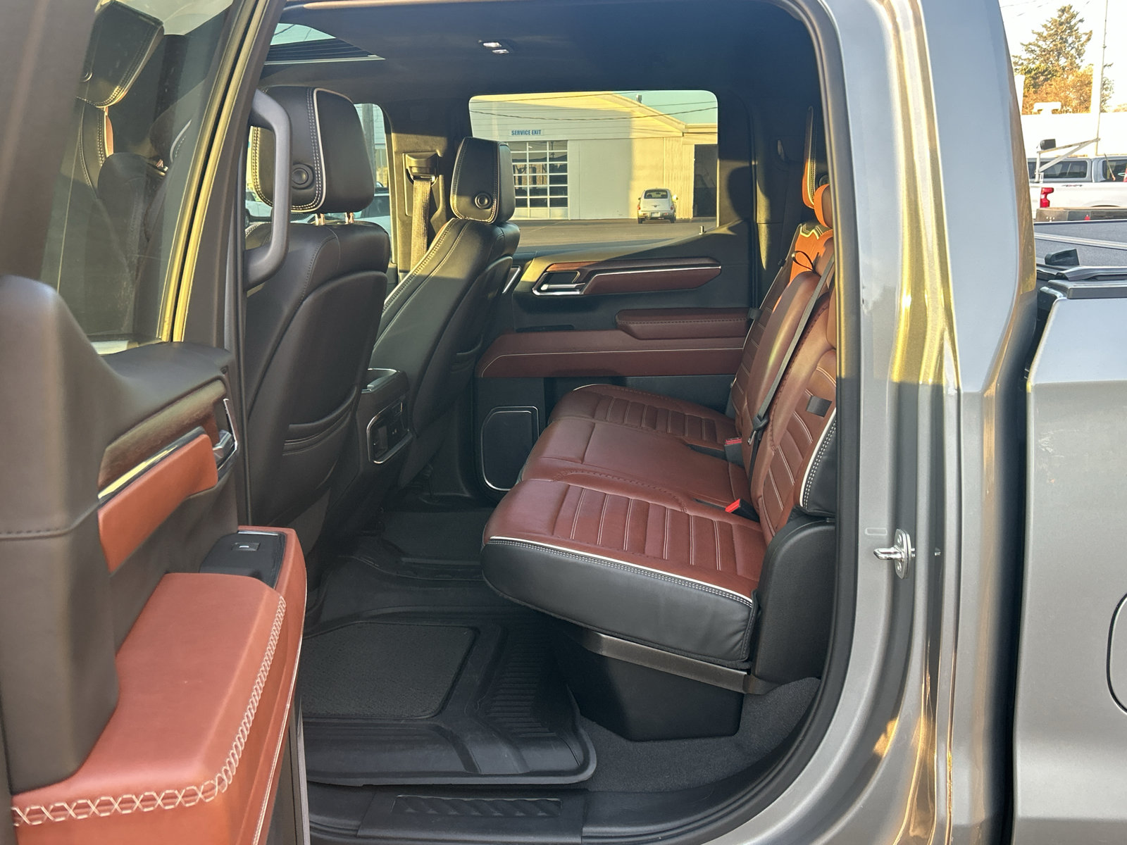 Used 2023 GMC Sierra 1500 Denali Ultimate AWD/4WD image 33