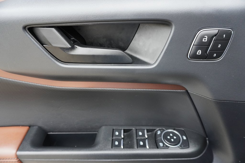 Used 2024 Ford Bronco Sport Outer Banks w/ Tech Package image 9