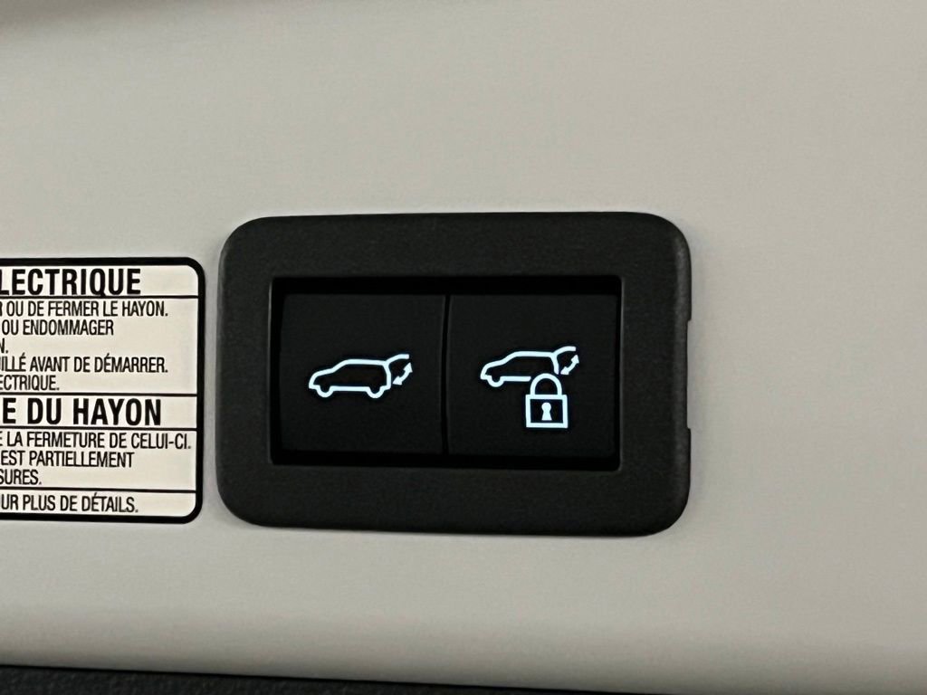 Used 2024 Toyota Corolla Cross XLE w/ Convenience Package image 37