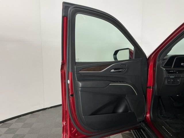 Used 2021 Cadillac Escalade Premium Luxury Platinum image 13