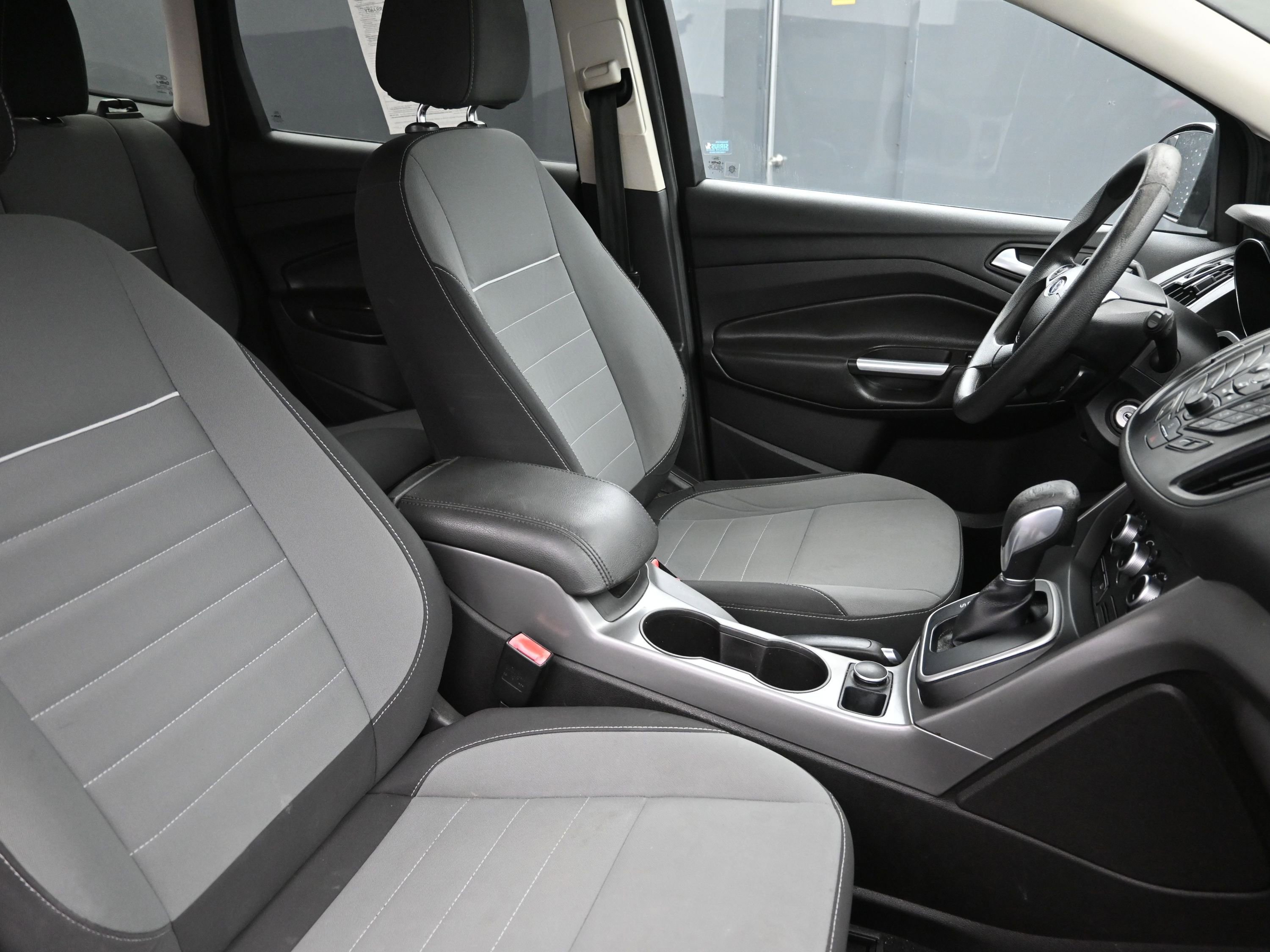 Used 2013 Ford Escape SE image 26