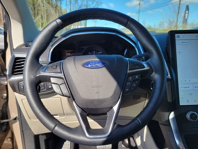 Used 2021 Ford Edge Titanium w/ Equipment Group 301A image 23