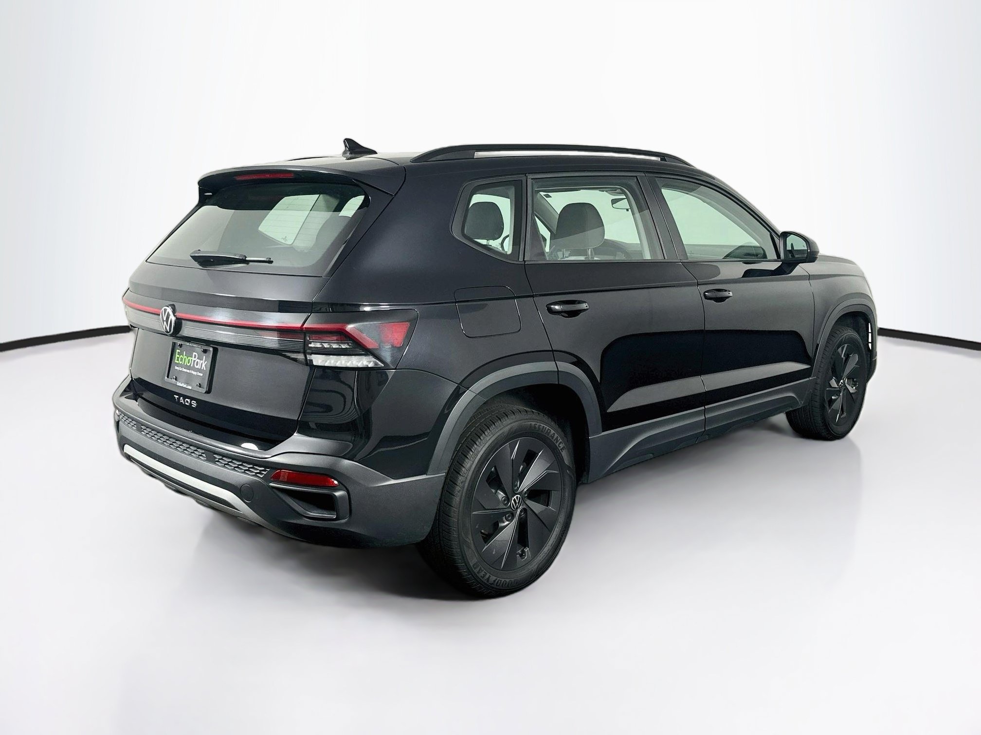 Used 2025 Volkswagen Taos S FWD image 9