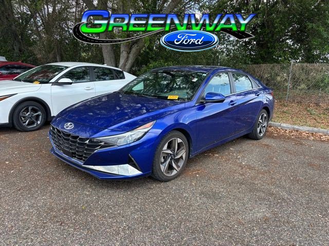 Used 2021 Hyundai Elantra SEL w/ Convenience + Premium Package