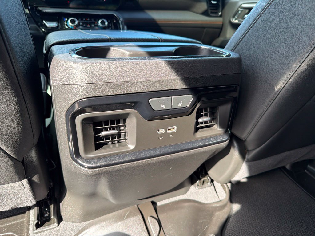 Used 2024 GMC Sierra 2500 AT4 w/ Technology Package AWD/4WD image 41