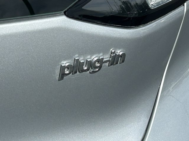 Used 2021 Hyundai Ioniq SEL image 5