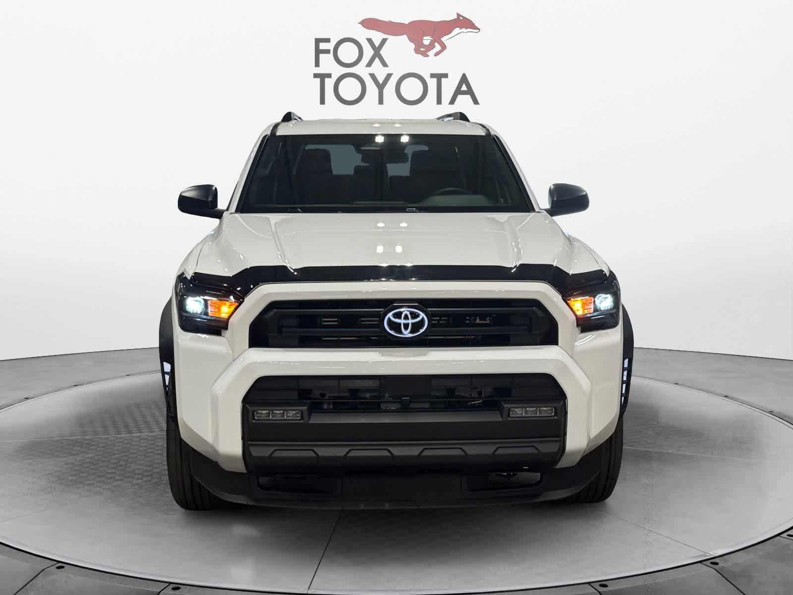 Used 2025 Toyota 4Runner SR5 AWD/4WD image 9