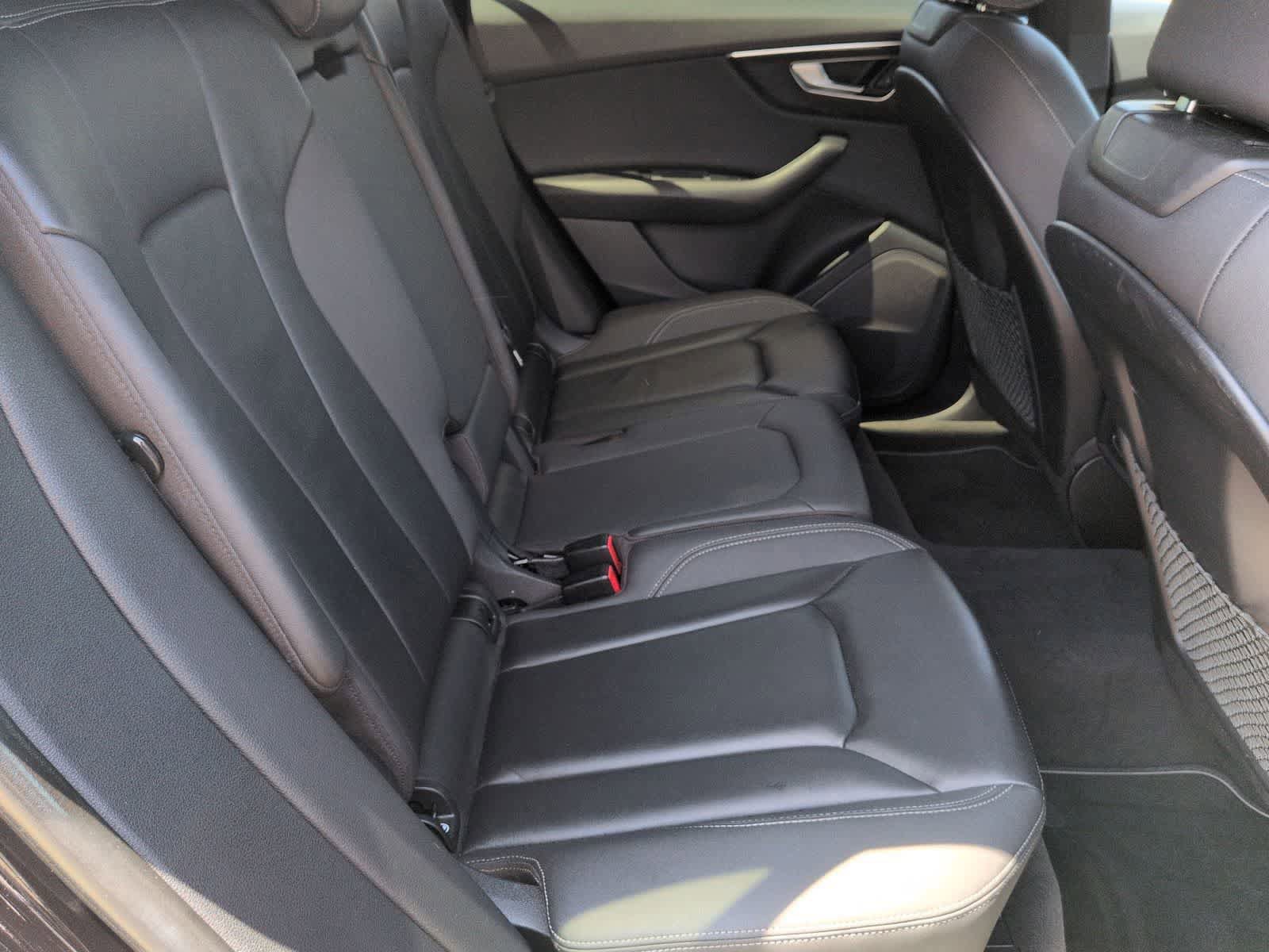 Used 2019 Audi Q8 Premium w/ Convenience Package AWD/4WD image 20
