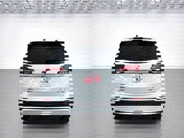 Used 2024 Chevrolet Equinox RS AWD/4WD image 5