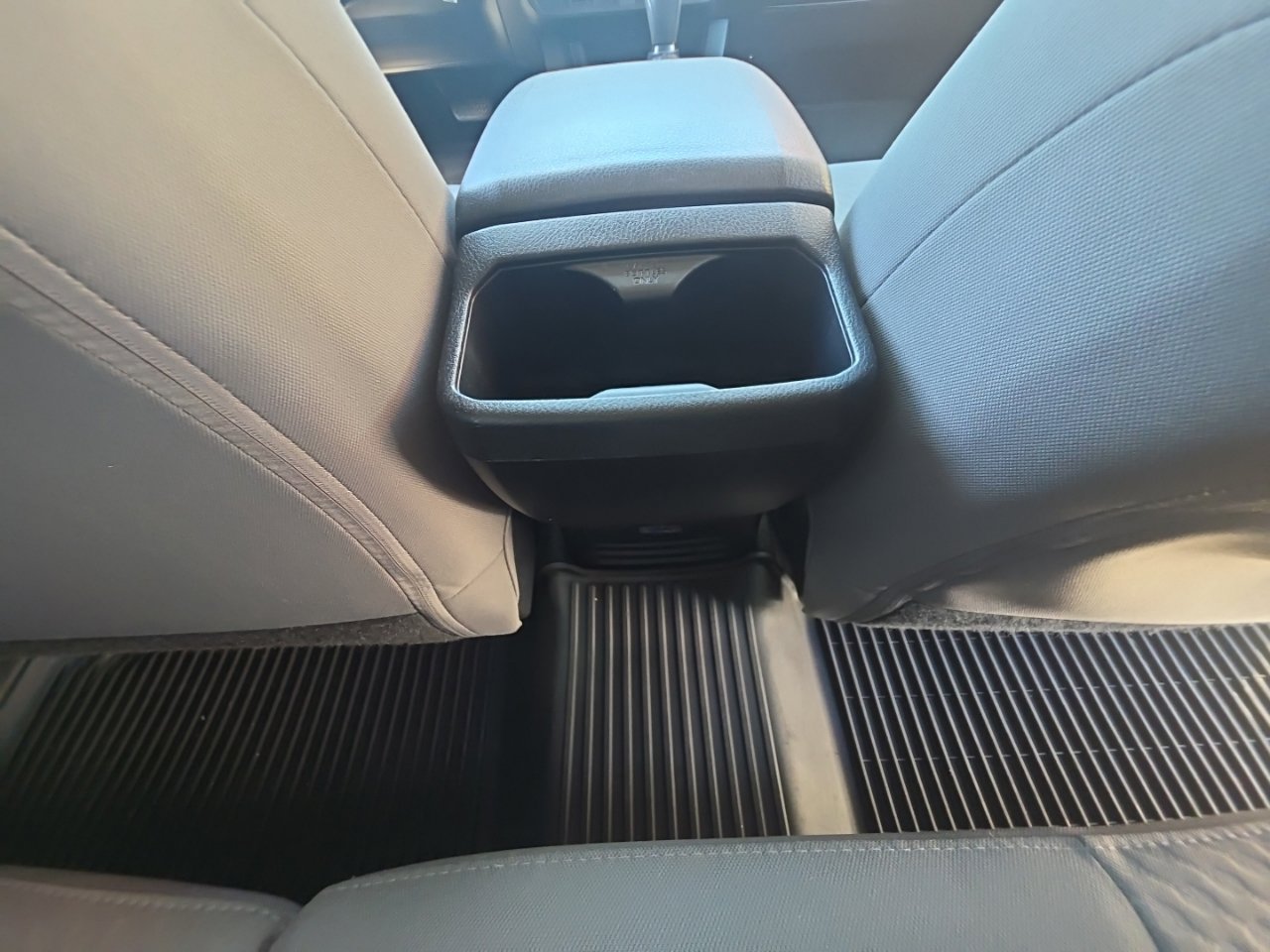 Used 2020 Toyota Tacoma SR AWD/4WD image 23